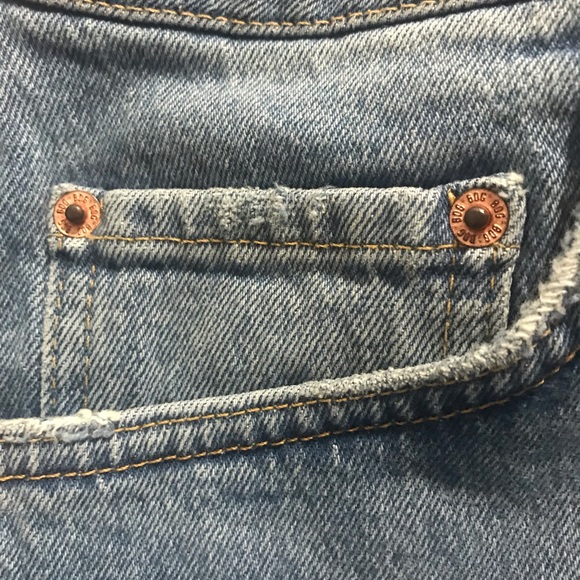 Urban Outfitters High Rise Straight Leg Jeans - Picture 12 of 15